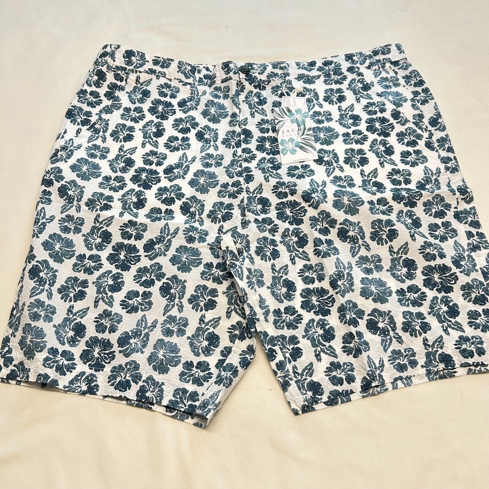 NWT JACHS Mens Seersucker Shorts Size 40 White Blue Floral Flat Front Casual